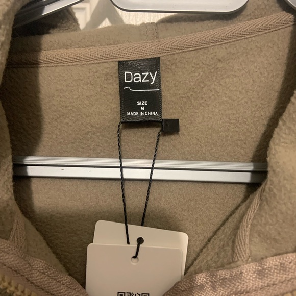 Jacket - Picture 3 of 4